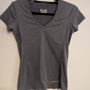 Under Armour Women's Gray V-Neck Top